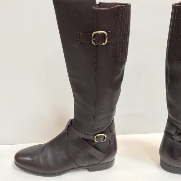 UGG Leather Boots - Picture 12 of 16